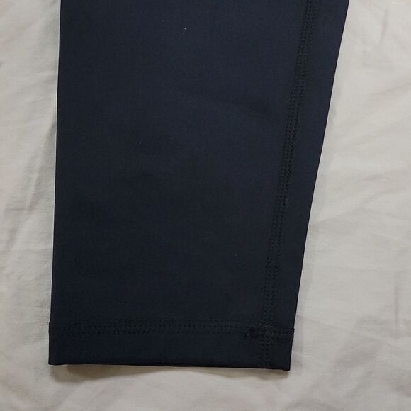 POSHDIVAH TUMMY CONTROL BLACK 7/8 CAPRI LEGGINGS, SIZE MEDIUM - Picture 6 of 8